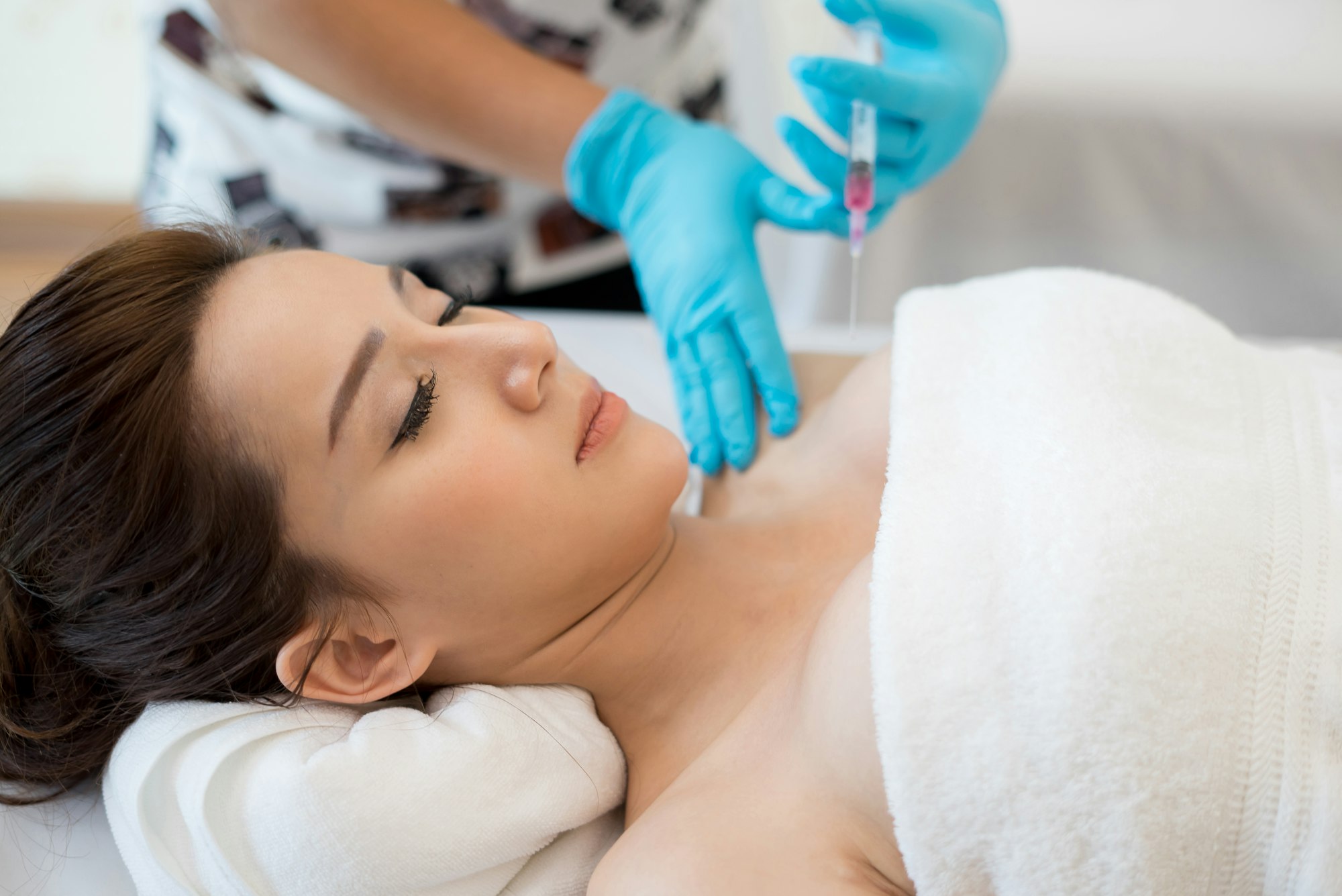 Enhancing Post-Surgery Recovery: Integrating Wellness After Breast Implants at Temecula Body Contouring